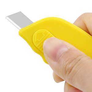 Personalized Mini Retractable Utility Knife Keychain - Portable <b>Box</b> Cutter & Letter Opener for Welcome Gifts - Product Image 4