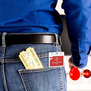 Portachiavi di Emergenza Medica con Carta d'Identità e Portafoglio con Porta Badge Richiudibile per Operatori Sanitari - Product Image 6