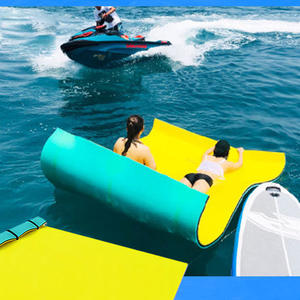<span class=keywords><strong>Tapis</strong></span> d'eau flottant en <span class=keywords><strong>mousse</strong></span> à 3 couches pour lac et <span class=keywords><strong>piscine</strong></span> Couverture flottante sur l'eau - Product Image 2