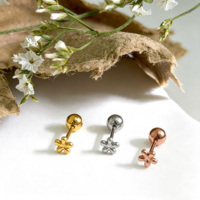 Mini boucles d'oreilles pendantes en acier inoxydable, petites piercings de cartilage plaquées or véritable 18 carats, résistantes au ternissement pour femmes