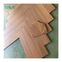 Parquet en bois de noyer doré, parquet contrecollé en chevrons, parquet multicouche, vente en gros d'usine, taille personnalisée