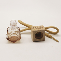 Parfum liquide parfum bouteille en verre vide pour climatiseur Cube diffuseur désodorisant de voiture avec suspension en bois