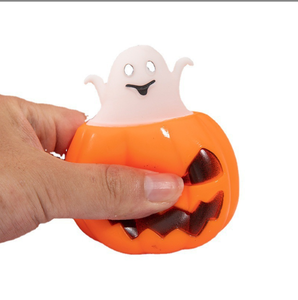 Jouet à presser Citrouille Effrayante, Mignon et Portable, Jouet Anti-stress d'Halloween pour Enfants et Adultes, Matériau PVC, Unisexe - Product Image 4