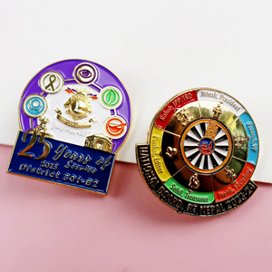 Chất Lượng Cao Tùy Chỉnh Mạ Vàng Sư Tử Câu Lạc Bộ Lá Chắn Hình Đầy Màu Sắc Men Trâm Vương Miện Pin Cho Quần Áo - Product Image 4