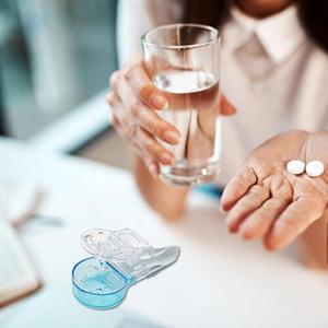 Distributeur de médicaments portable mini, facile à utiliser, avec ouvre-comprimés et étui de rangement pratique pour pilules - Product Image 3