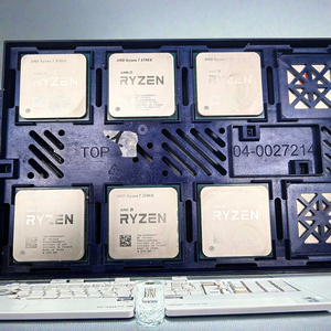 Processeur CPU AMD Ryzen 7 3700X 3,6 GHz, 8 cœurs, 16 threads, 65 W, 7 nm, avec 32 Mo de cache, compatible avec le socket AM4 - Product Image 1
