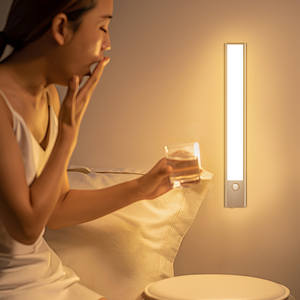 Thiết kế hiện đại Led cảm biến chuyển động Tủ ánh sáng có thể sạc lại pin trong nhà hoạt động từ tính không dây thắp sáng thanh cho nhà bếp sử dụng - Product Image 2
