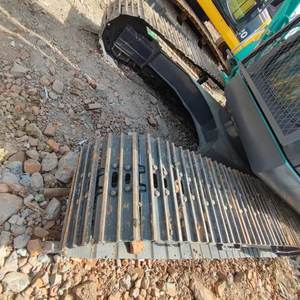 Excavadora Usada de 21 Toneladas, Excavadora para Minería, Excavadora Usada 100% Original de Japón, Máquina Kobelco SK 210 de Japón - Product Image 4