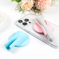 2024 nouveau arrivé conception Peptide brillant à lèvres baume traitement magnétique Silicone support coque de téléphone pour iphone 15 16 pro max couverture