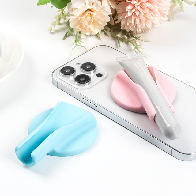 2024 New Arrived Design Peptide Lip Gloss Balm Treatment Magnetic Silicone Holder Phone Case for iphone 15 16 Pro Max Cover