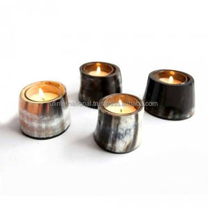 Soporte de vela de claxon de diseño antiguo, artesanía de la India para 3 claxon atado, color negro con pulido - Product Image 5