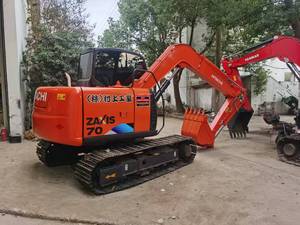 Excavadora de orugas de caucho mini Hitachi ZX70 de 7 toneladas con pocas horas de trabajo, excavadora Hitachi de segunda mano - Product Image 4