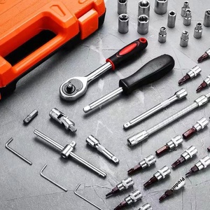 Kit d'outils de réparation automobile 46 pièces, clé à douille 1/4 pouce, source d'alimentation manuelle, personnalisable OEM, mallette rigide certifiée GS - Product Image 3