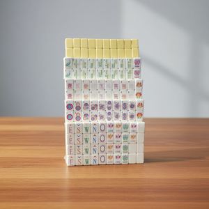 Juego de Mahjong Americano con 160 Cartas, Hecho de Acrílico Rojo Rosado, Apto para Adultos - Product Image 3