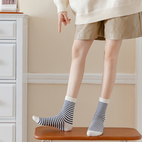 Chaussettes de sport antidérapantes pour femmes et jeunes filles, motif léopard, pour Pilates et Yoga, avec logo personnalisé, pour usage quotidien (Nylon/Coton)