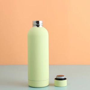 500ml Tour Botellas de agua Frascos de vacío <span class=keywords><strong>Termos</strong></span> Viaje Doble pared Tacto suave Boca pequeña Pintura de goma Botellas de agua aisladas - Product Image 5