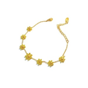 Fashion Bracelet - Women's Stainless Steel <b>Daisy</b> Pendant Bracelet - Trendy Golden Sunflower Bracelet - Product Image 4