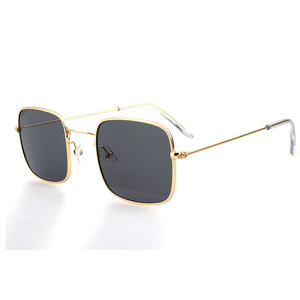 Sunglasses <b>Square</b> <b>Frame</b> Unisex UV400 Protection Fashionable Travel Outfits <b>White</b> Yellow Gold Silver Black Full Rim Class 2 - Product Image 3