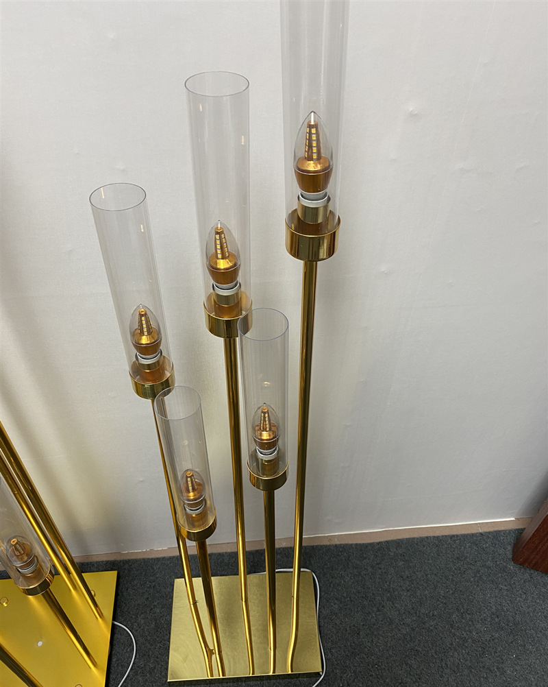 Tubo rotondo dorato