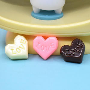 Cabujón de Resina con Forma de Corazón al Mejor Precio para Manualidades, Decoración de Casas de Muñecas, Comida en Miniatura y Fundas de Teléfono - Product Image 5