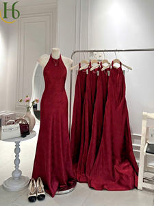 Vestido Maxi Rojo con Cuello Halter de Jacquard, Vestido Halter de Satén Jacquard sin Mangas, Corte en A, Elegante y Femenino, Vestido de Moda de Poliéster - Product Image 3