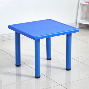 Mesa de <span class=keywords><strong>comer</strong></span> colorida para bebés, mesa cuadrada gruesa para niños, jardín de infantes de plástico para mesa cuadrada, mesa de aprendizaje para niños - Product Image 2