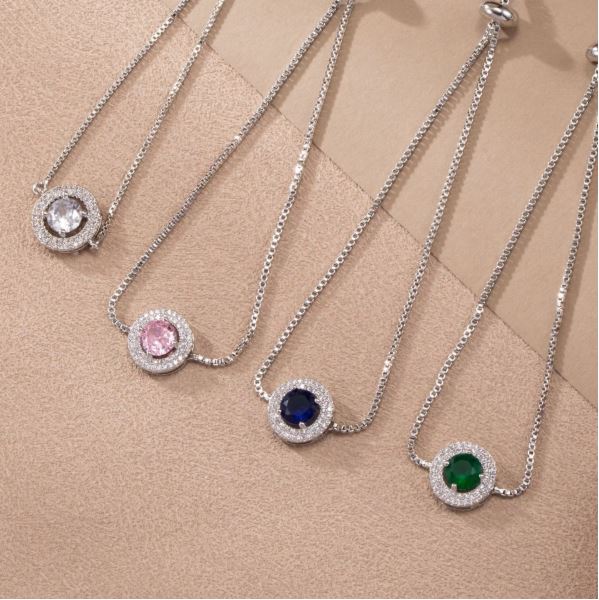 women accessories trending