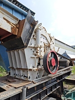 Gebrauchter europäischer Typ 150 Großöffnungs-Prallbrecher ZSW9638 mit integriertem Vibrationsförderer für Steinbruchanlagen