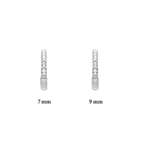 Orecchini a perno alla moda da 7mm e 9mm in lega di zinco, gioielli unisex di tendenza - Product Image 1