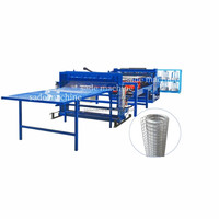 Nouvelle machine SADE pour panneaux de clôture en acier pour animaux, avec moteur PLC, pour fermes de construction, pour cages à poules pondeuses et oiseaux à barreaux multi-points, en treillis métallique haute résistance
