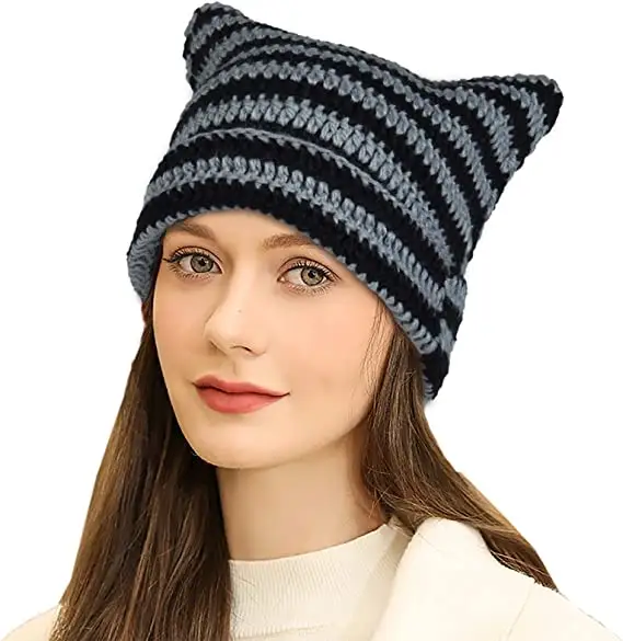 Cappello a berretto a righe da donna con berretto caldo invernale in corno da diavolo cappello lavorato a maglia con orecchie di gatto carino