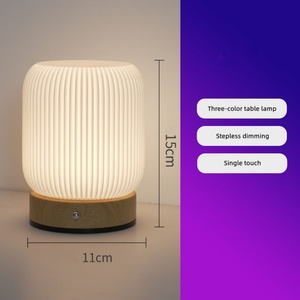 Veilleuse RVB colorée compacte pour chambre à coucher, lampe de chevet rechargeable, lampe de table - Product Image 4