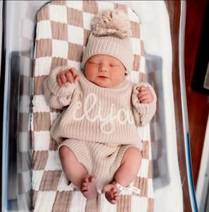 Ensemble <span class=keywords><strong>de</strong></span> vêtements en tricot pour nouveau-né comprenant un <span class=keywords><strong>bonnet</strong></span> uni, tenue parfaite pour l'annonce <span class=keywords><strong>de</strong></span> <span class=keywords><strong>naissance</strong></span>, chapeaux et bonnets pour bébé - Product Image 4