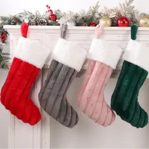 Calcetín Navideño de Lujo, Único, Multicolor, de Felpa, con Rayas Sólidas y Bordado, Súper Suave, para Decoración del Hogar o Regalo - Product Image 1