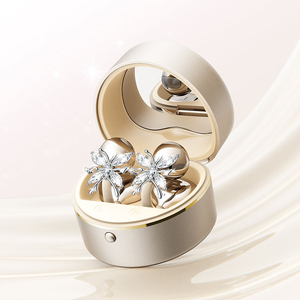Écouteurs TWS M186 pour femmes, avec miroir de maquillage intégré, <span class=keywords><strong>puce</strong></span> sans fil 6.0, étui de charge en forme de cœur et boucle diamantée - Product Image 2