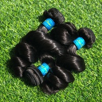 Cheveux indiens bruts non traités avec cuticules alignées, Cheveux vierges bouclés de luxe, Extensions de cheveux Fair Lady Hairhouse Warehouse