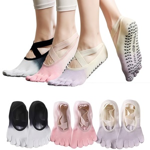 Calcetines de Yoga CZFIT de Corte Bajo y Alta Calidad, Calcetines Deportivos de 5 Dedos con Agarre para Pilates, Logotipo Personalizado, Antideslizantes - Product Image 4