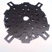 Plaque centrale en fibre de carbone usinée sur mesure par CNC
