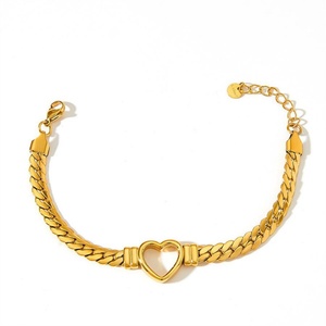 Collier tendance en acier inoxydable plaqué or avec chaîne gourmette et pendentif cœur creux pour femme - Product Image 4