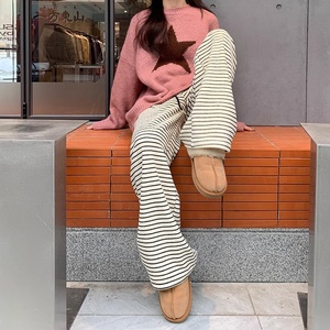 Suéter Holgado Informal Personalizado para <span class=keywords><strong>Mujer</strong></span>, Cuello Redondo, Manga Larga, con Gráfico de Estrella Sólida en <span class=keywords><strong>Lana</strong></span> Mohair Negra y <span class=keywords><strong>Gris</strong></span> para Otoño - Product Image 4