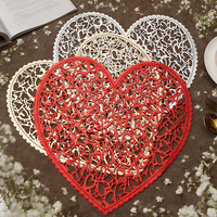 Set de table de mariage en PVC en forme de cœur, imperméable, antidérapant, résistant à la chaleur, décoration de table, chemin de table