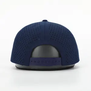 Cappello con Logo personalizzato di alta qualità stampato con foro di taglio Laser di alta qualità con 6 pannelli in poliestere a tesa piatta Gorras Oem impermeabile cappellino Snapback