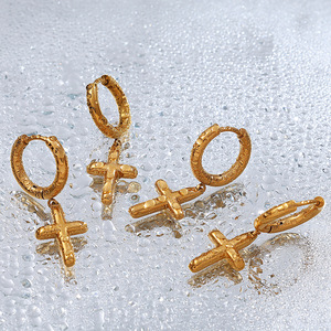 Boucles d'oreilles croisées en alliage de zinc doré, style punk, bijoux de mode pour hommes et femmes EH875 - Product Image 1