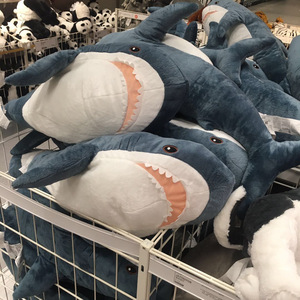 2025 nouveaux grands oreillers spongieux doux en <span class=keywords><strong>peluche</strong></span> Anima grand bleu en <span class=keywords><strong>peluche</strong></span> requin géant en <span class=keywords><strong>peluche</strong></span> jouet pour les enfants - Product Image 5