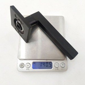 Kenop Pintu Interior Mewah Modern Italia Warna Hitam Doff, Gagang Kunci Tuas Persegi Aluminium Seng Eropa, Aksesoris Mortise untuk Hotel - Product Image 3