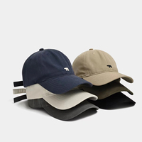 Elegante Cappellino da Baseball con Ricamo Orso, Protezione Solare, Traspirante, Regolabile, Ideale per Uso Casual, Unisex per Uomini e Donne