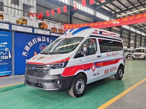 Ambulance de transport de patients, clinique mobile, véhicule 4x2, ambulance médicale de soins intensifs surveillée, ambulance à pression négative à vendre - Product Image 3
