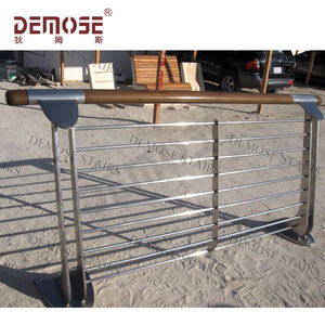 Rampe d'escalier en <span class=keywords><strong>bois</strong></span> bon marché au design contemporain, garde-corps de balcon en acier inoxydable pour l'intérieur - Product Image 3