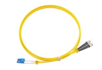 Câble de raccordement fibre optique FTTX FTTH intérieur 2.0/3.0 monomode/multimode LC SC FC ST – Plusieurs modèles disponibles