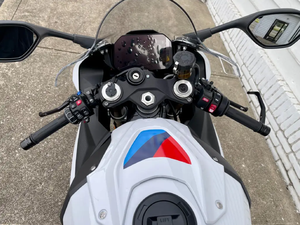 มอเตอร์ไซค์สปอร์ตไบค์ S1000RR รุ่นปี 2024 2025 2026 ของแท้ พร้อมขายและพร้อมส่งมอบ - Product Image 5
